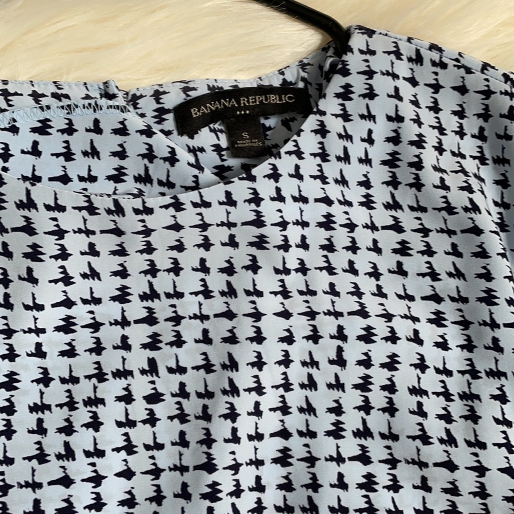 Abstract Pattern Dress - Picture 3 of 4
